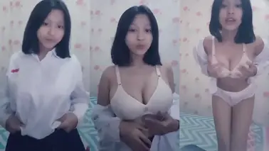 Bokep Indo Rara Nadifa Masih Pakai Seragam SMP poster